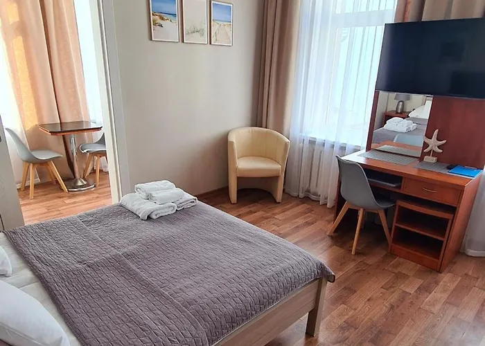 홈스테이 Bursztynowa Przy Morzu - 1 Minuta Do Plazy *